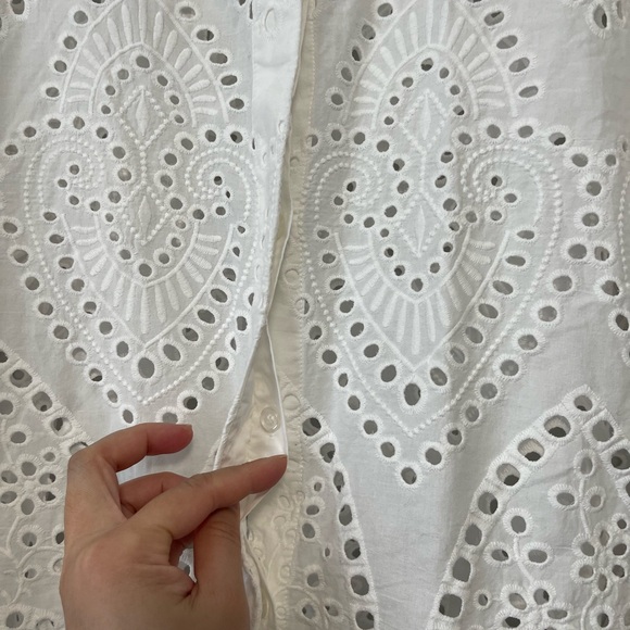 H&M White Eyelet Button Down Long Sleeves Shirt Size Medium - Picture 8 of 10